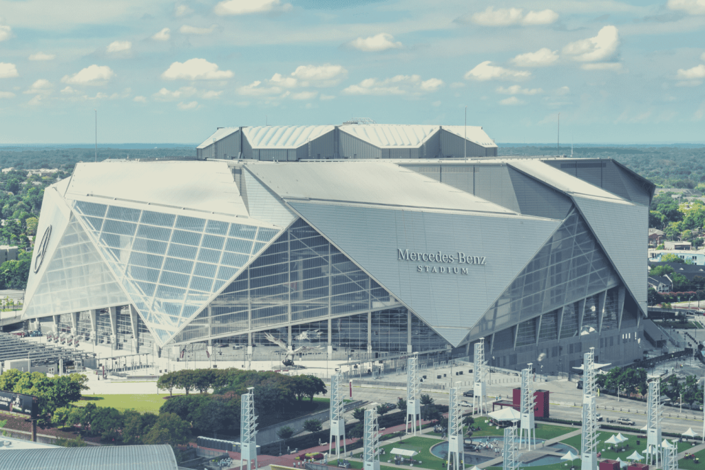 Atlanta: 메르세데스 벤츠 스타디움에서 열린 애틀랜타 팰콘스 NFL 경기