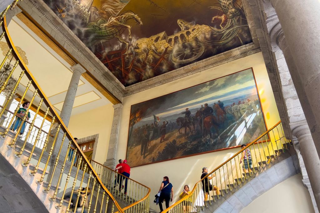 차풀테펙 성 및 인류학 박물관