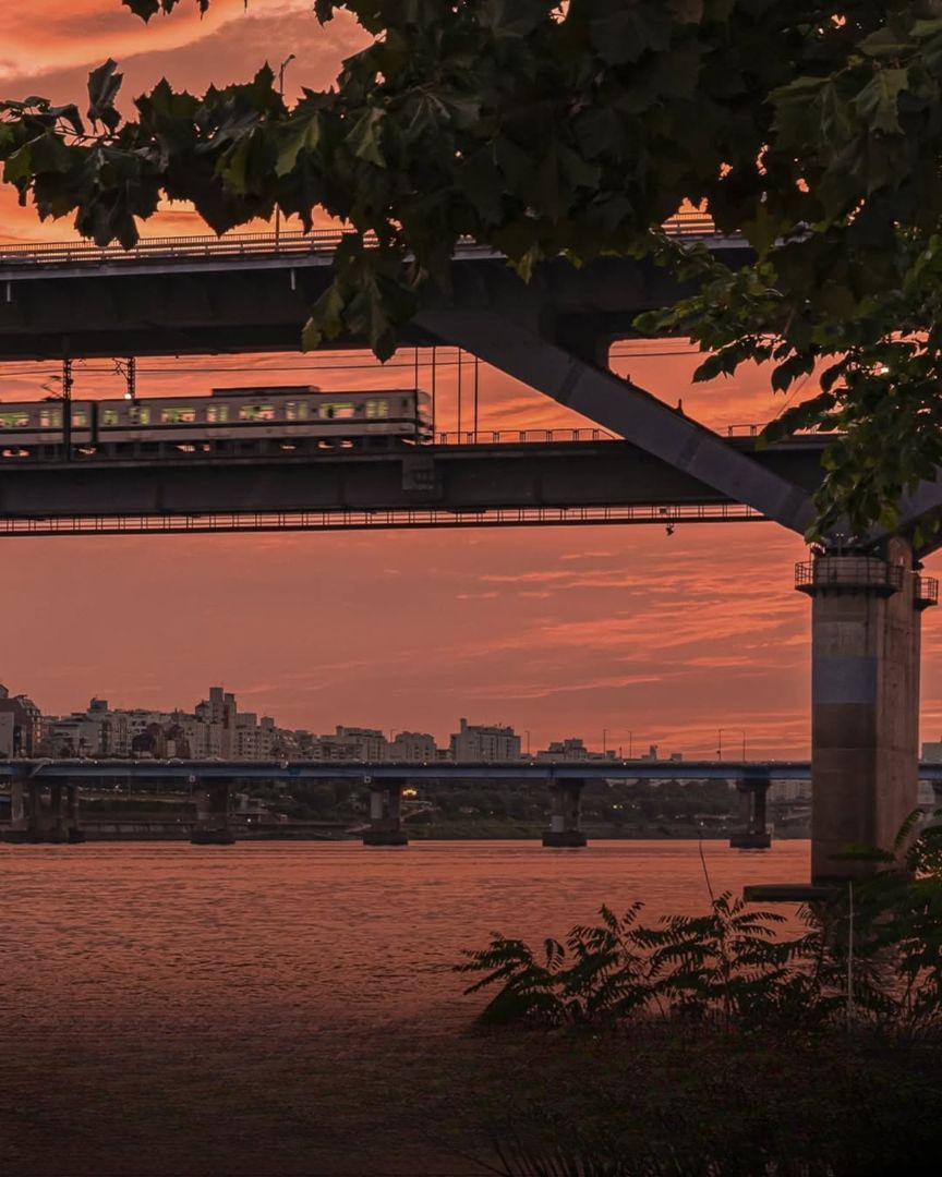 Cheongdam Bridge