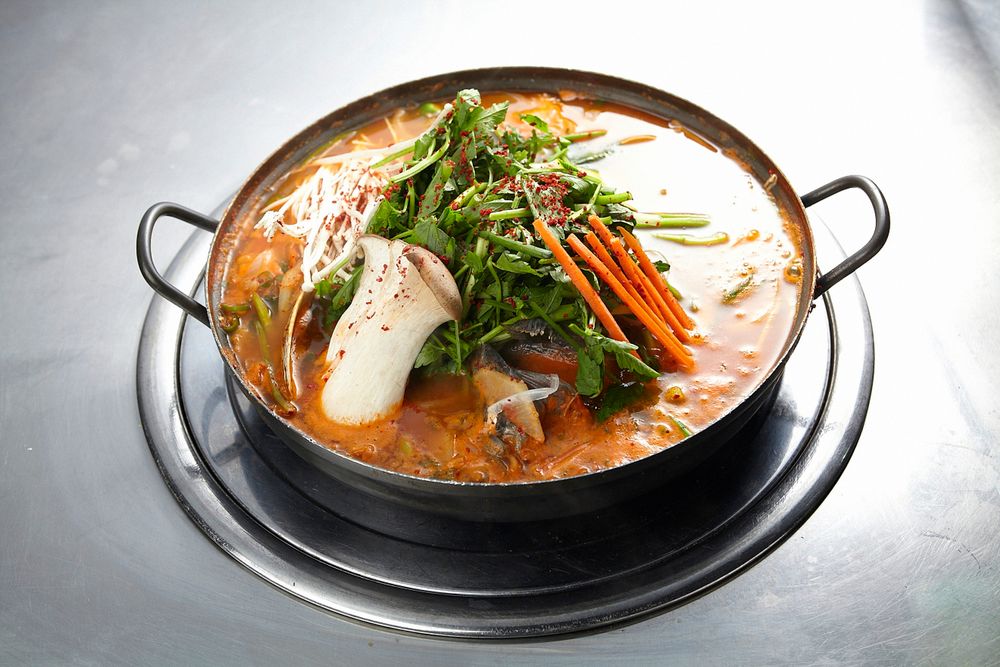 Ssangtae-jjigae (fresh pollack stew): spicy or clear soup