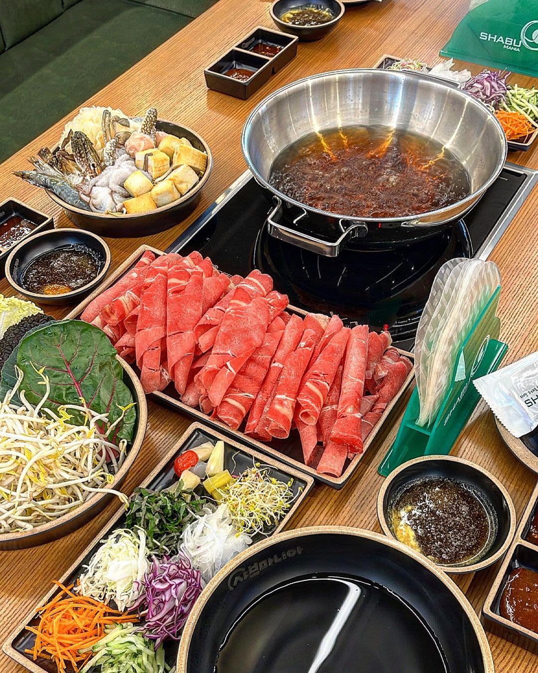 釜山日光新都市涮涮锅爱好者:新鲜肉菜无限续 | NOL World