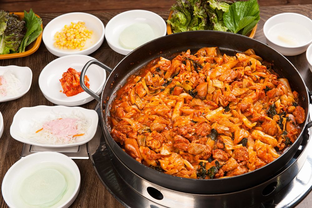 자연 숯불 닭갈비