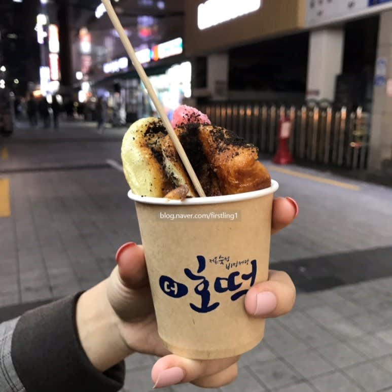釜山・西面の人気ホットク専門店「theホットク」 | NOL World