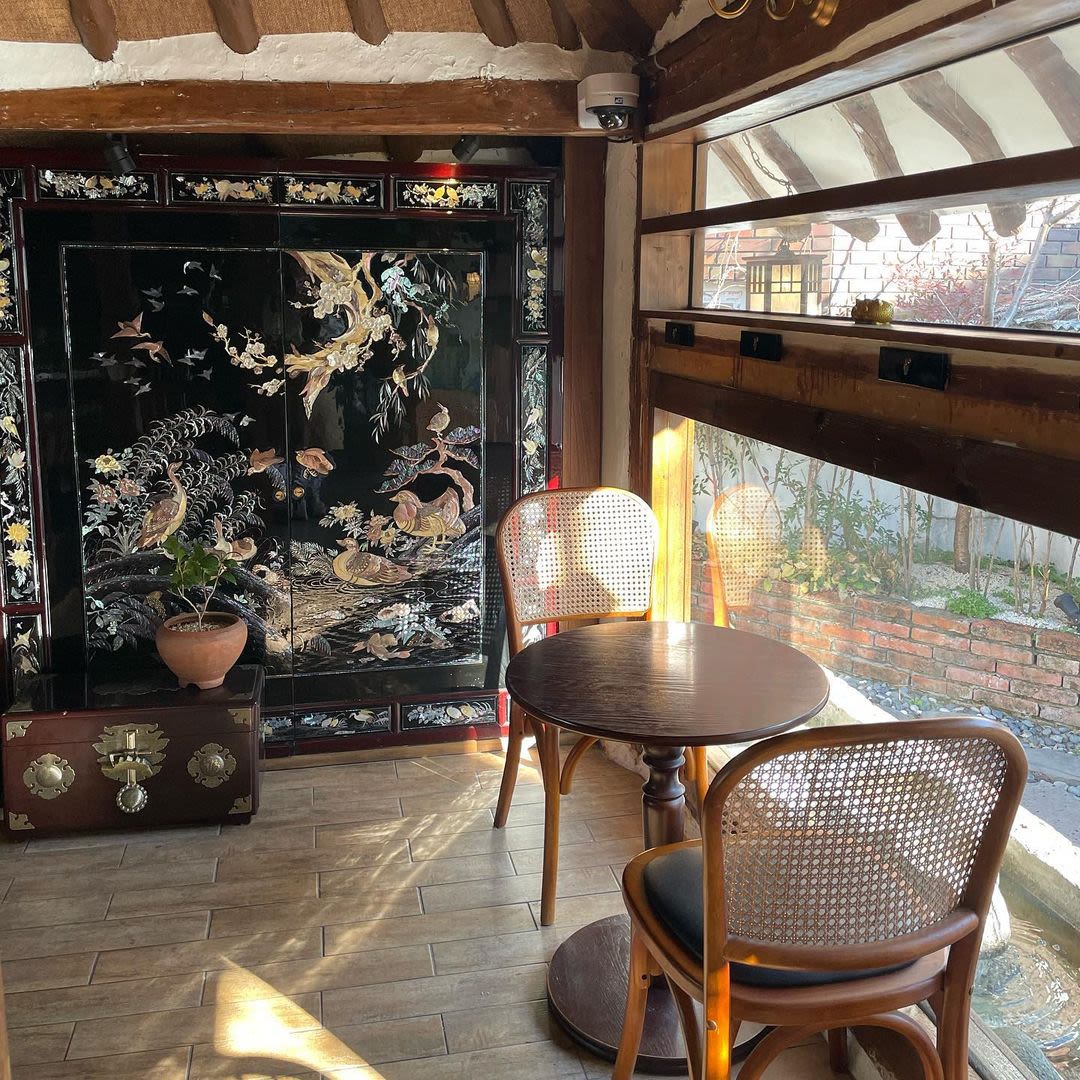 釜山・海雲台の築110年韓屋カフェ「韓屋ラウンジ 青沙浦駅」 | NOL World