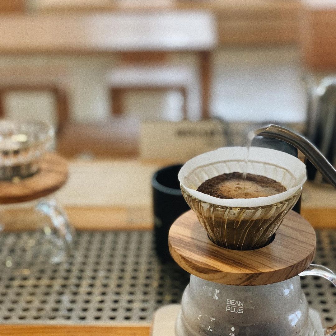 レイジ モメント コーヒー スタンド：釜山の落ち着いたハンドドリップ