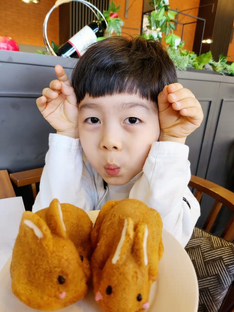김화영