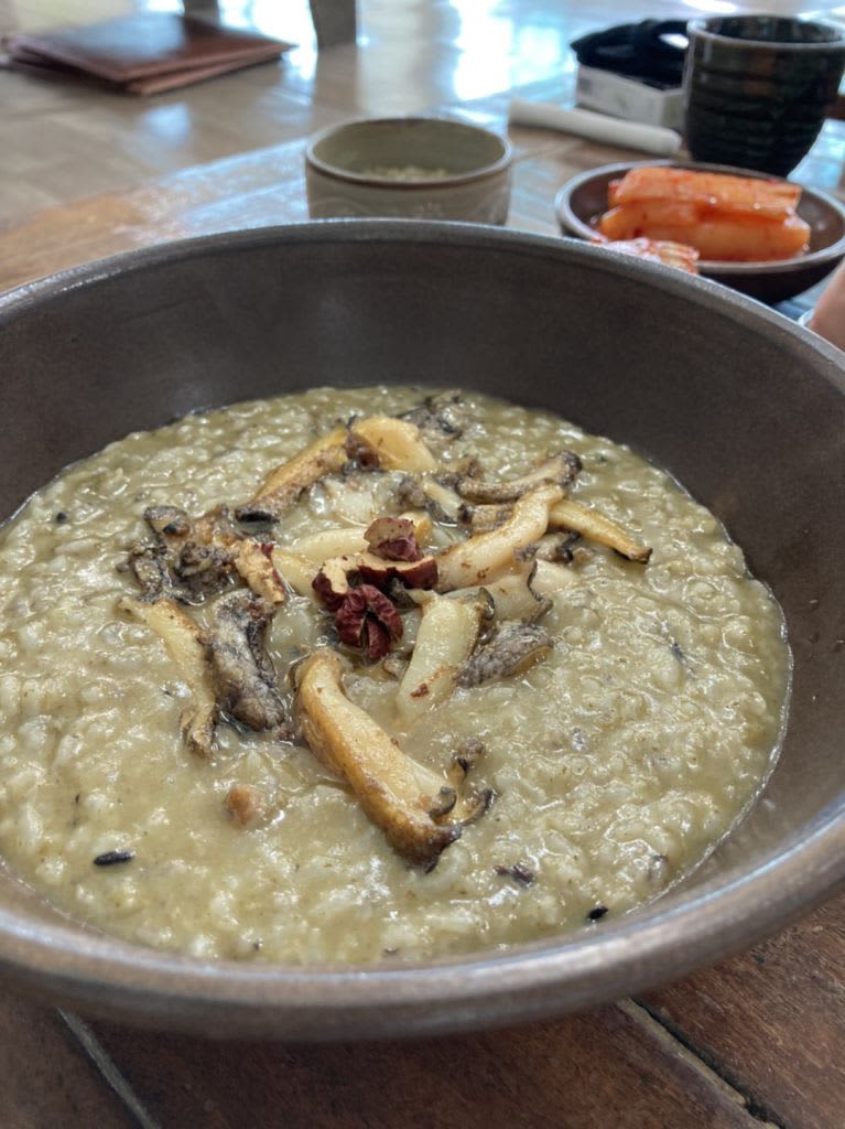 Jeonbok-juk (abalone porridge)