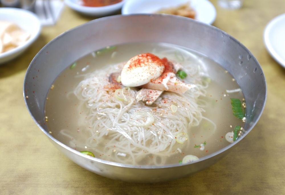 Naengmyeon (cold buckwheat noodles)