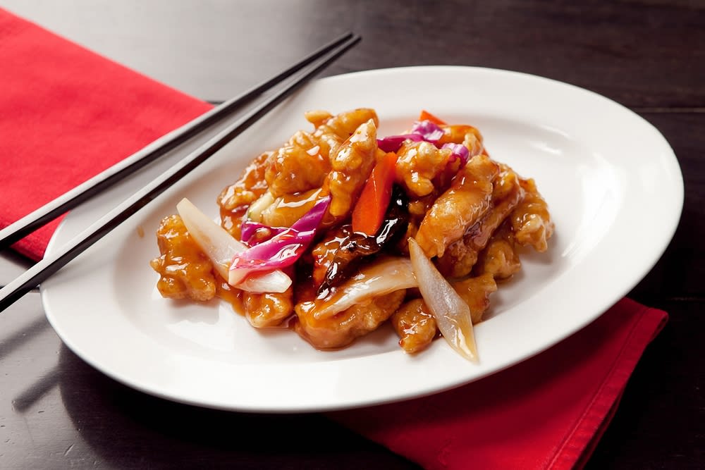 Tangsuyuk (deep-fried pork with sweet and sour sauce)