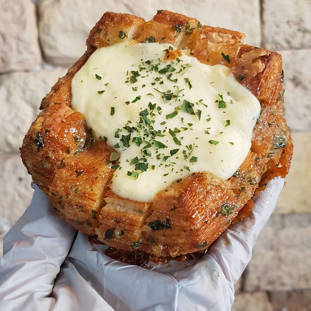 Garlic Fondue