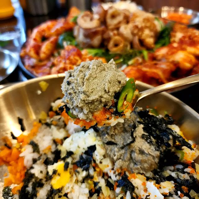 ズワイガニ味噌ビビンバ