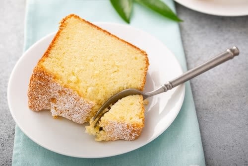 Lemon pound cake