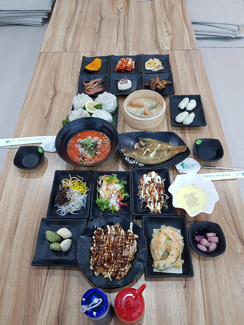 속초 대게 나라 홍게 마을