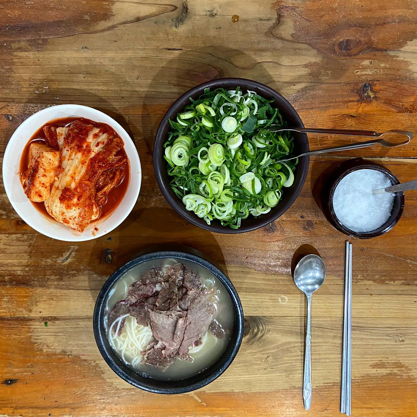 Seolleongtang