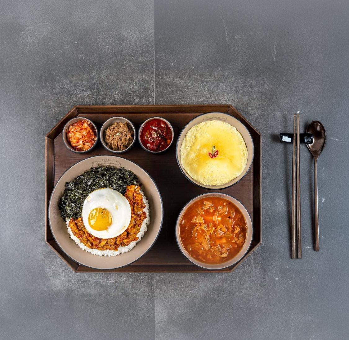 Solo Dining 
Spots in Seoul