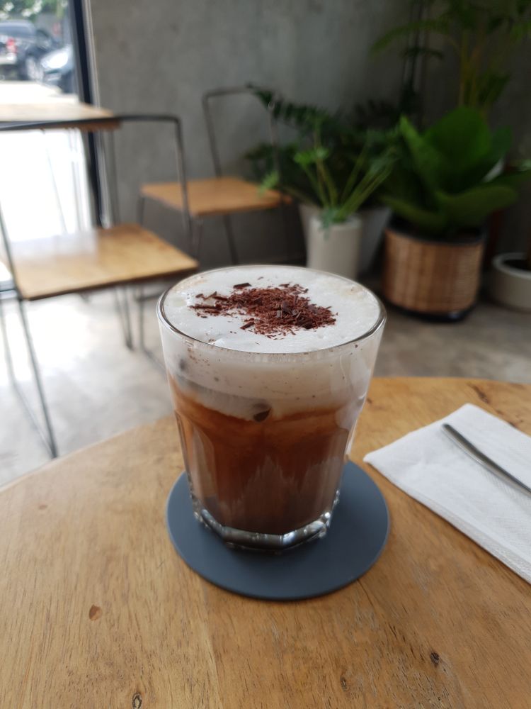 Almond moka java
