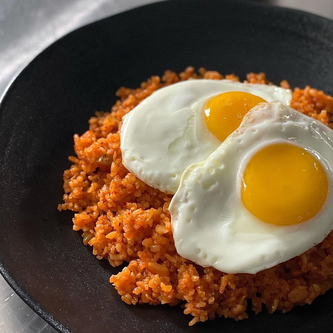 Kkakdugi (diced radish Kimchi) fried rice