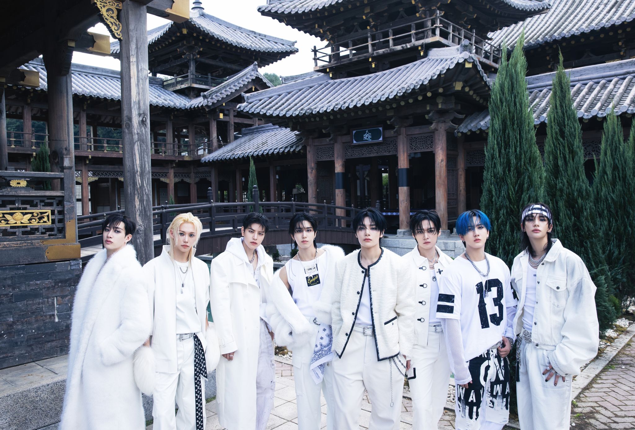 Stray Kids