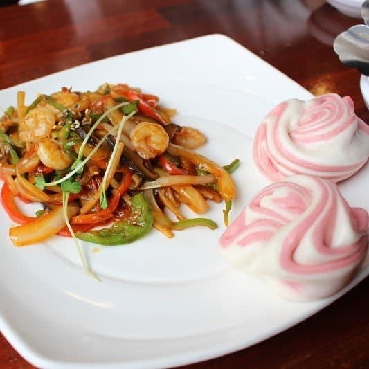 Gochu-japchae (stir-fried meat and vegetables)