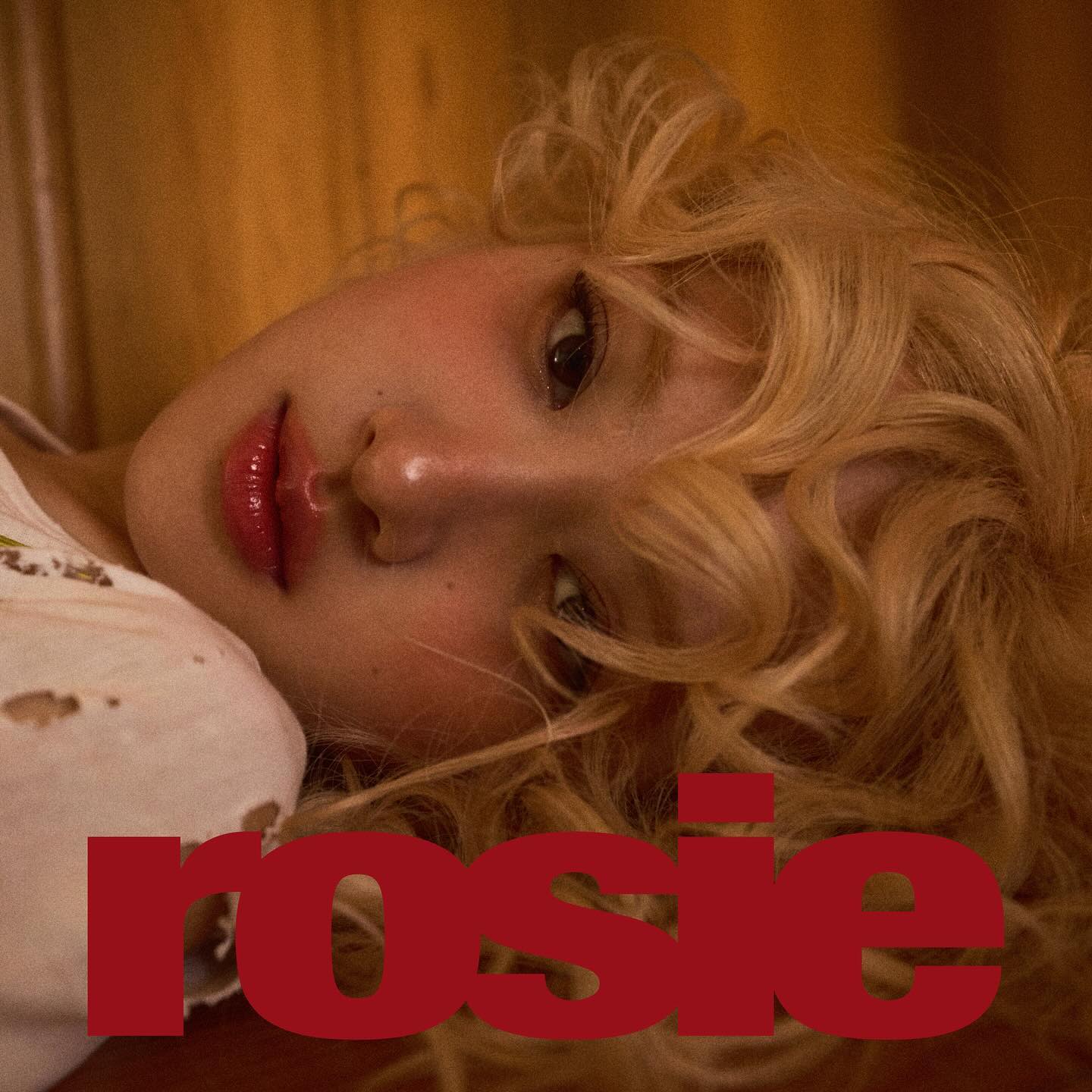 ROSE POP-UP STORE 'rosie'