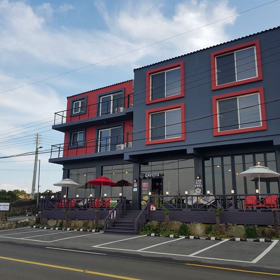 GAVIOTA CAFE - Image 1