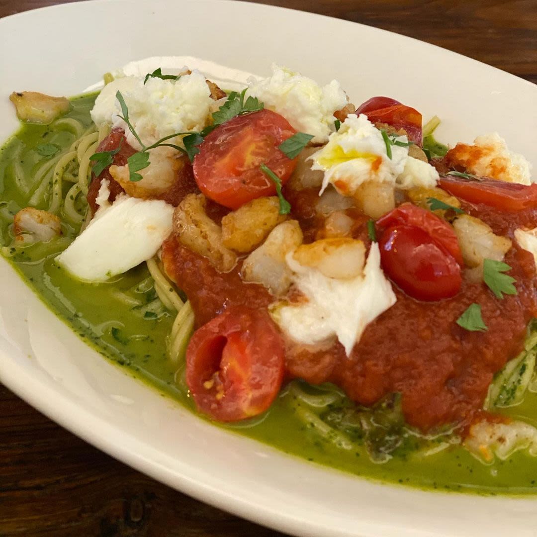 Basil Tomato Pasta with Shrimp and Fresh Mozzarella