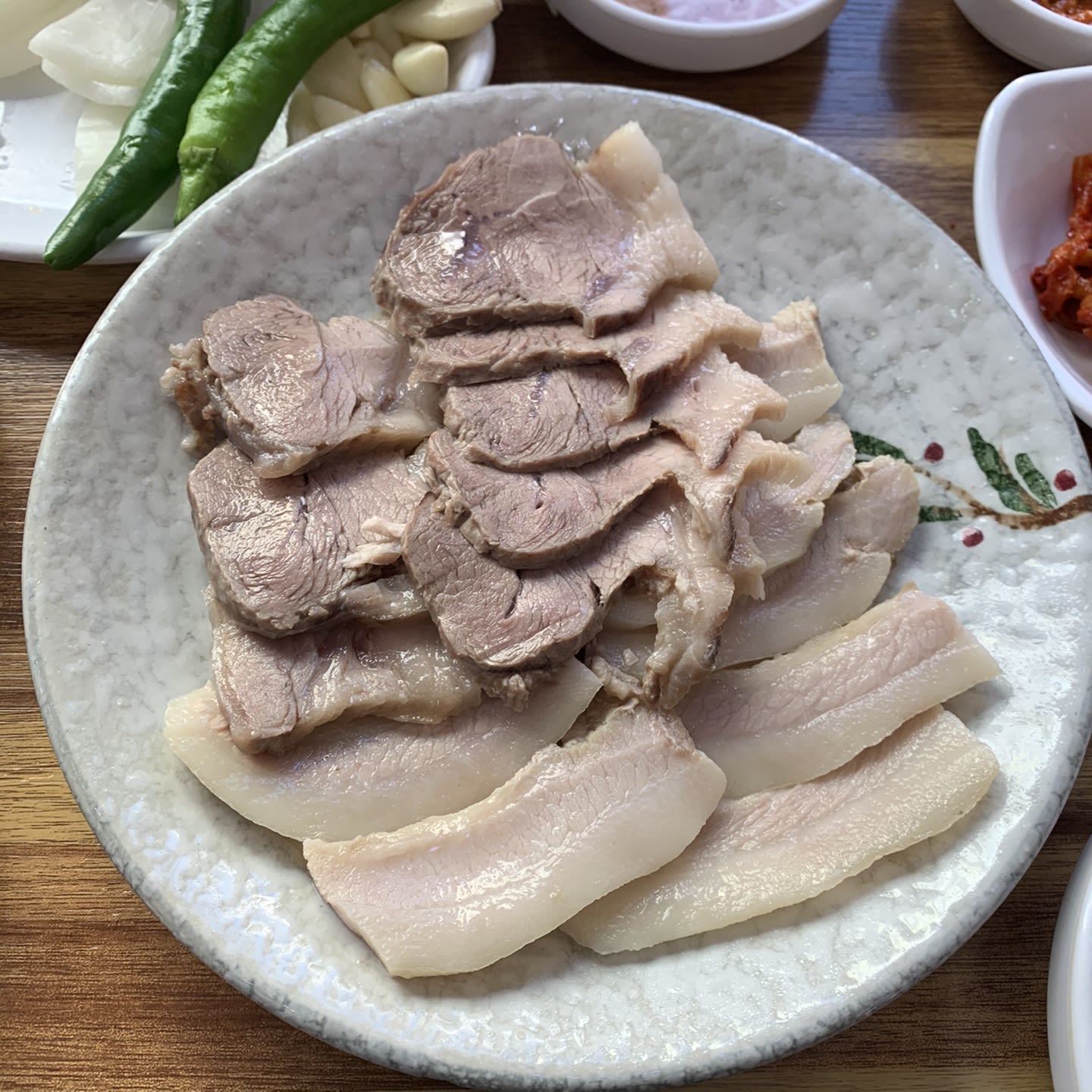 茹で肉の盛り合わせ