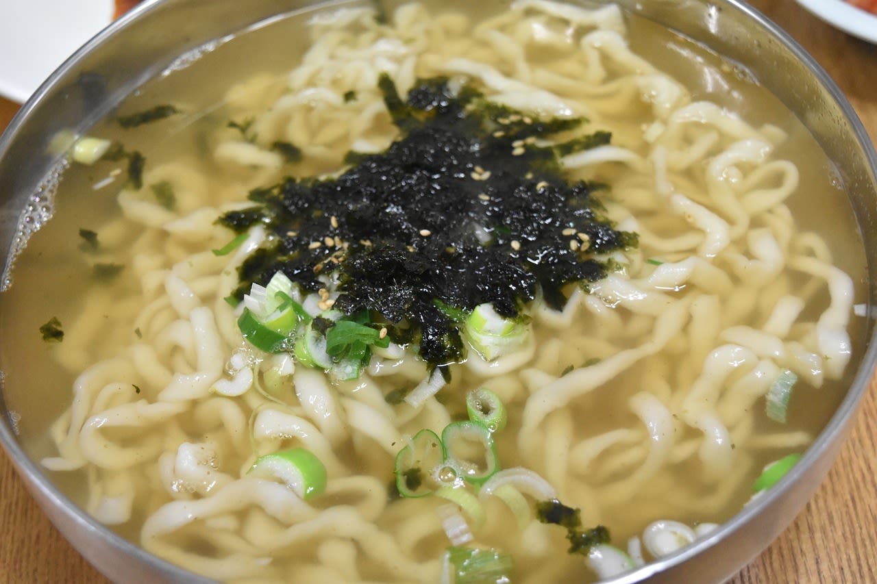 カルグクス