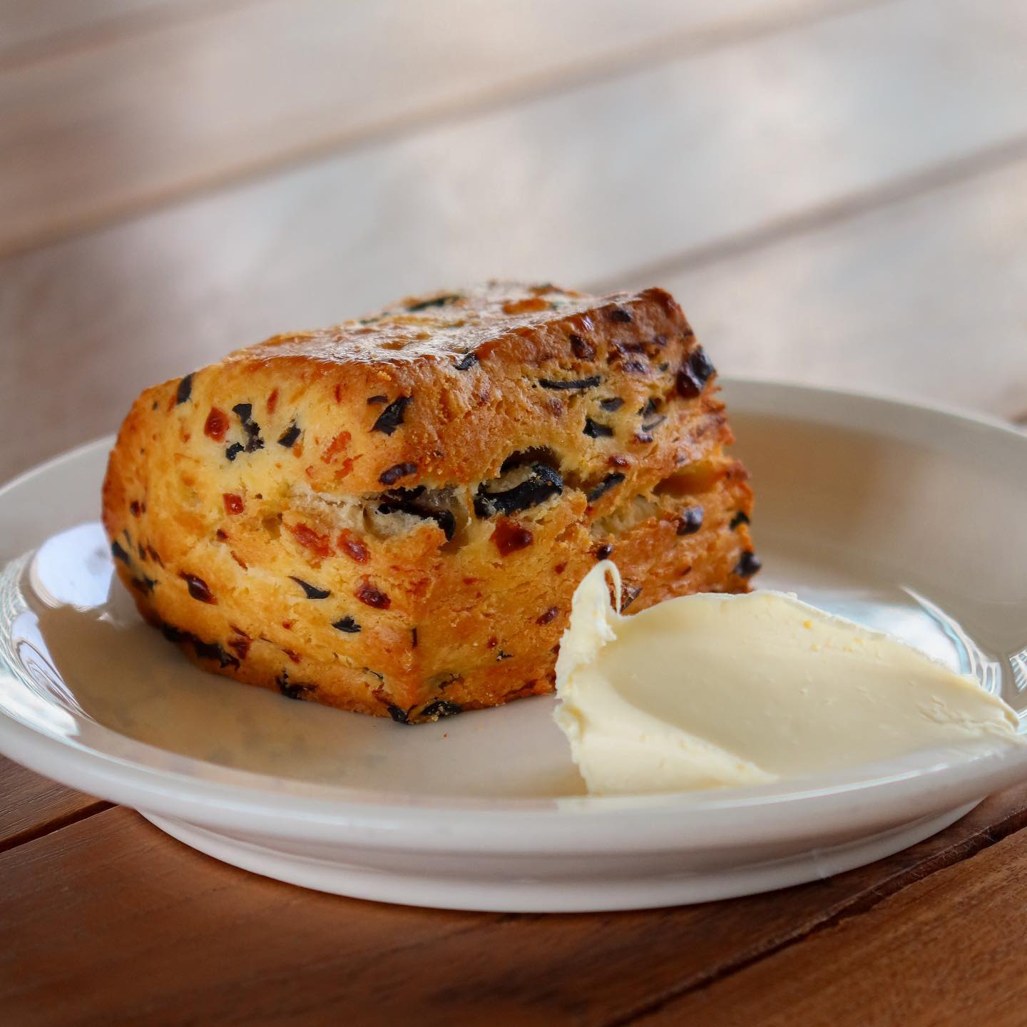 Olive cheese scones