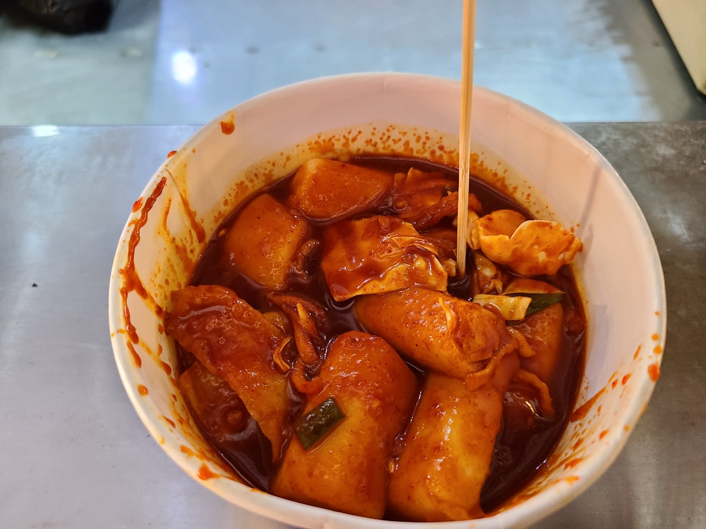 Tteokbokki (spicy rice cake)