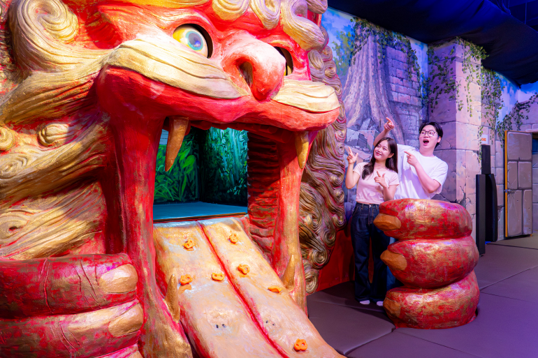 [Seoul Insadong] Indoor Unique Experience Dynamic Maze Discount Ticket