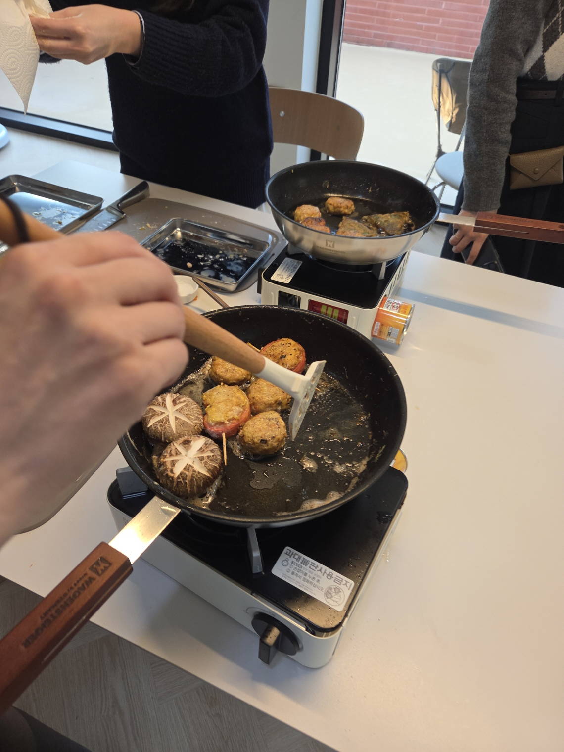 [Seoul] K-Cooking Class in Mangwon Market with a Trained Michelin-Starred Chef in Cheongdamdong