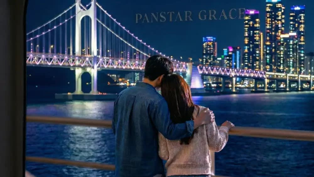 [釜山] 502人座豪华日落 & 烟花节 超级游艇旅游