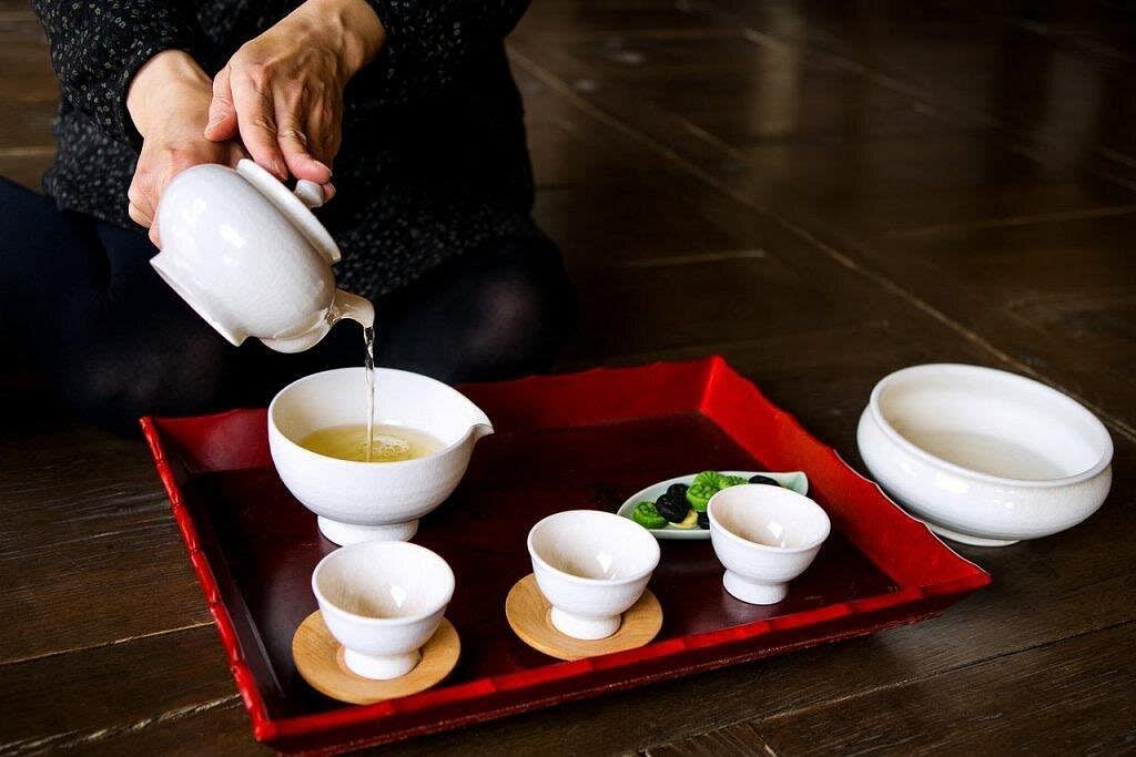 Seoul: Gyeongbokgung & Insa-dong Food Tour