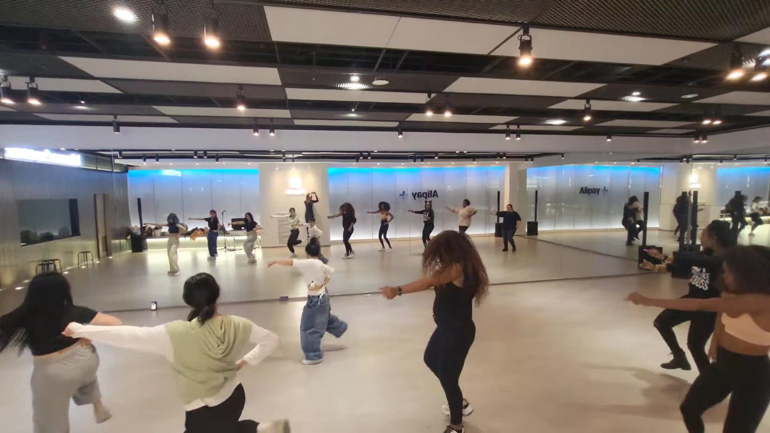 [KPOP] Ktown4u K-pop 舞蹈+Vocal培训一日课程+短视频拍摄体验