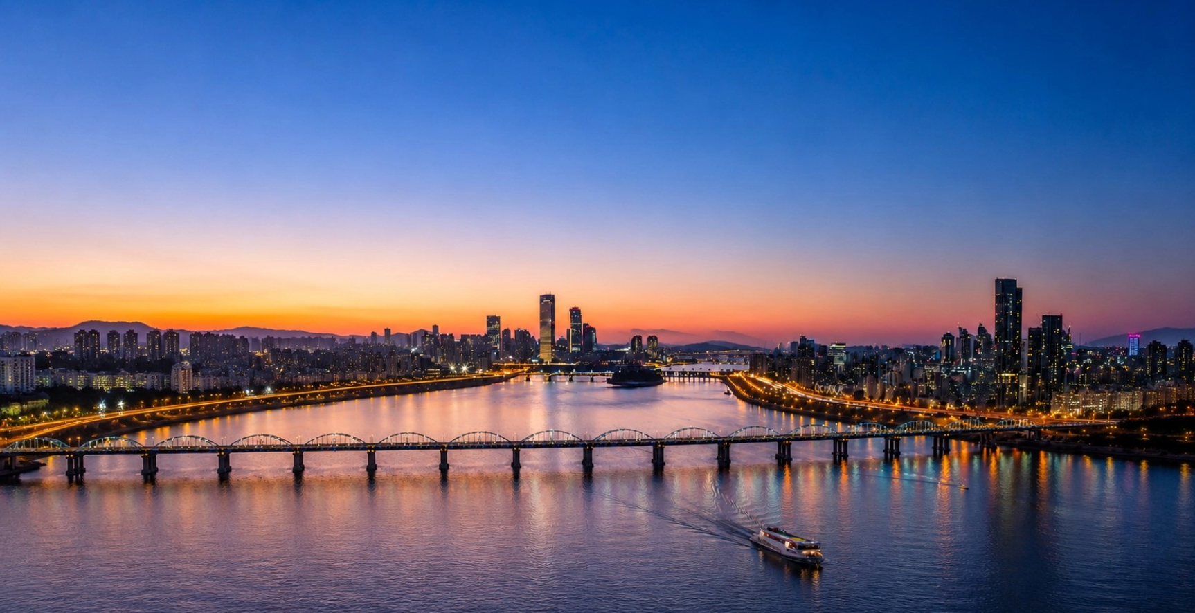 [Seoul] Romantic Han River SEOUL CRUISE Tour : Daytime, Sunset and Milky Way Aurora & Fireworks Cruises Under the Night Sky