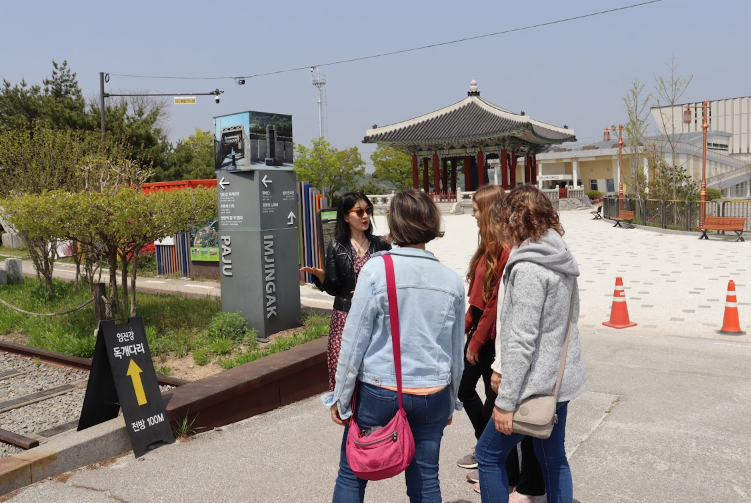 [ソウル発]DMZ ツアー + 脱北者インタビュー 