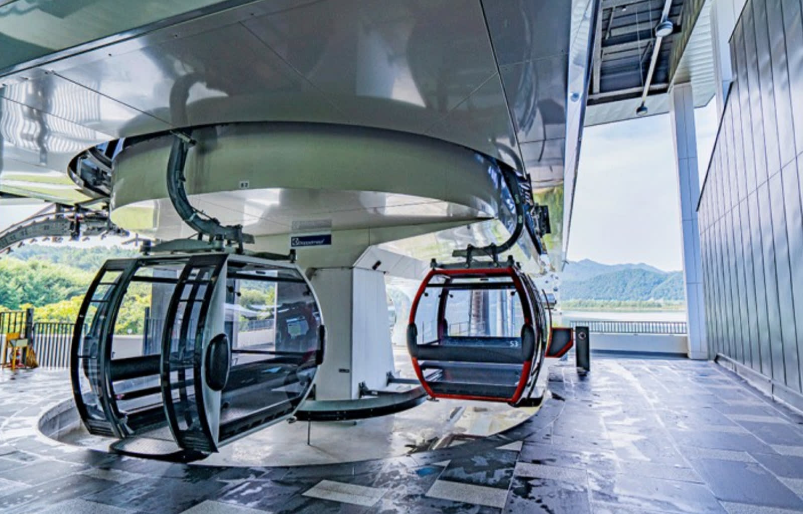 Petite France Or Italian Village + BBQ + Samaksan Cable Car Day Tour