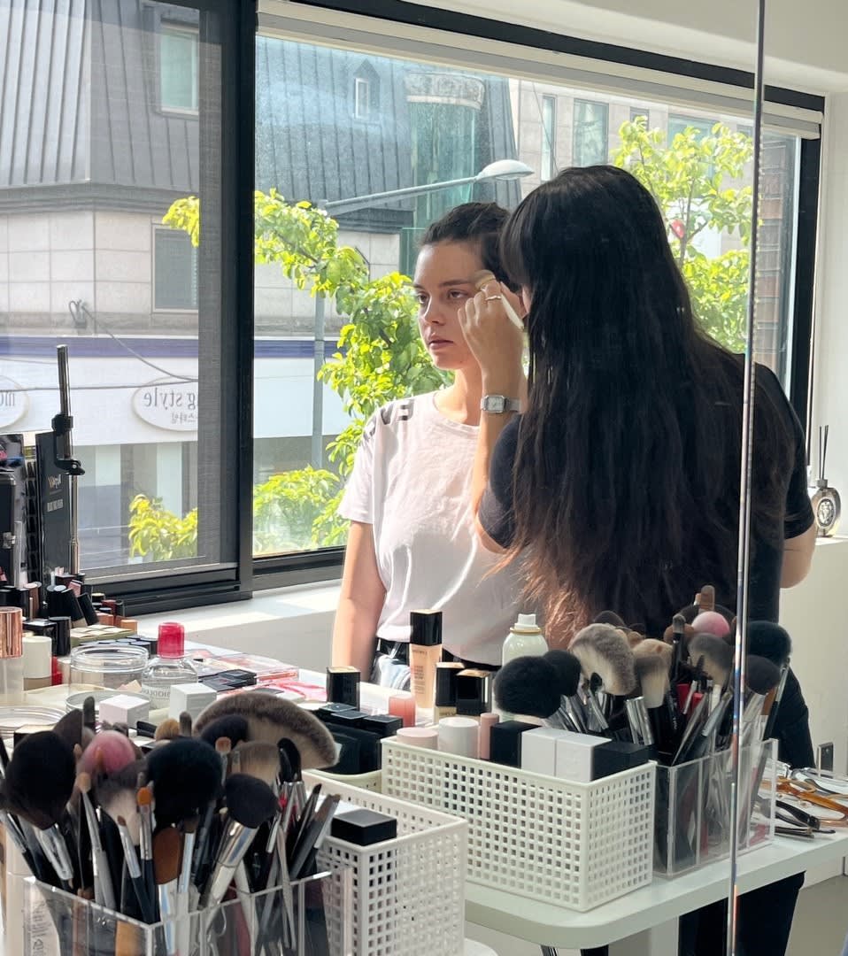 [Hongdae] Personal Color One Day Makeup Class - image Ho