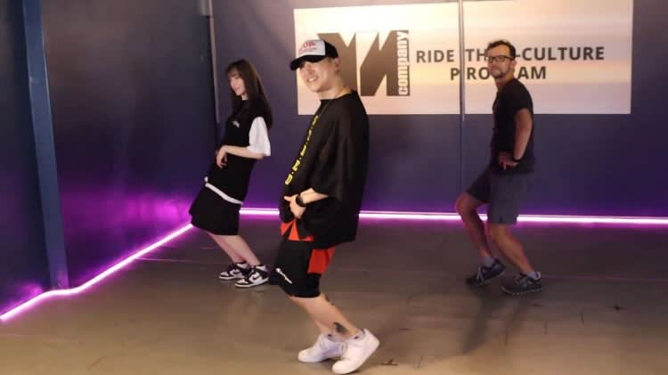 [首尔] 在江南学习K-POP舞蹈课堂+视频拍摄