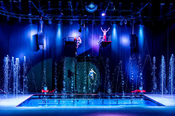 [济州市出发] 济州岛自然风光全日游(含SKYWATER SHOW)