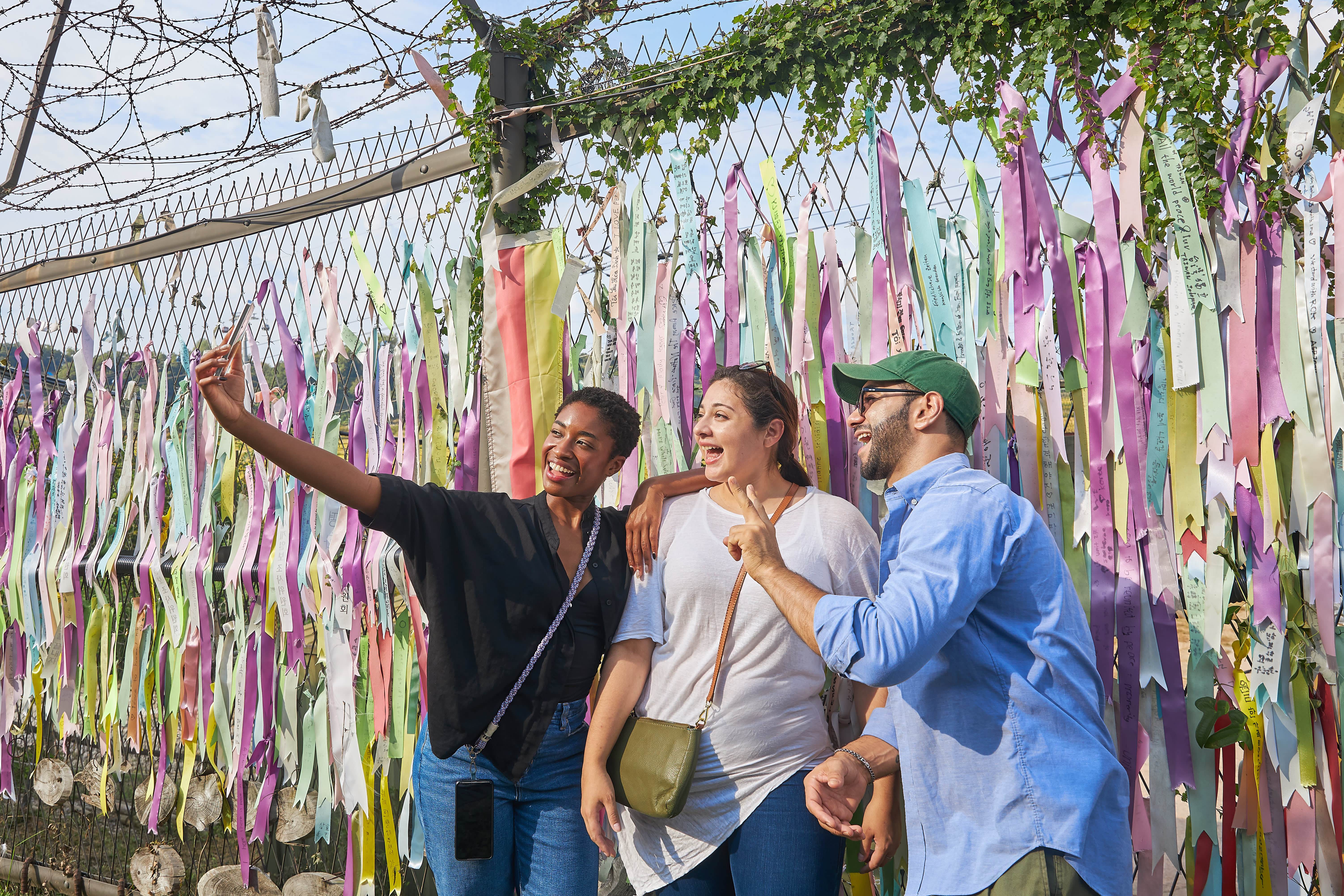 DMZ Tour & Mt. Gamak Red Suspension Bridge from Seoul