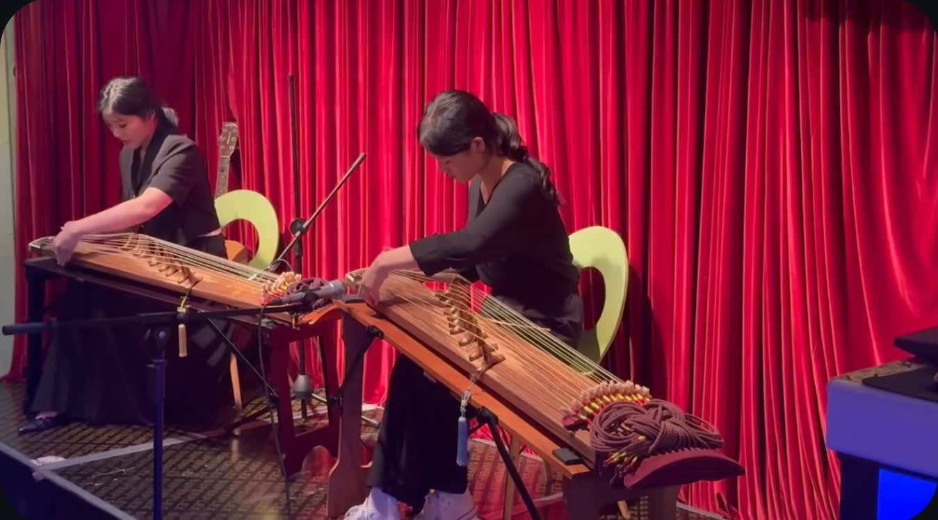 [首尔] 首尔的明星们: 与当地及海外艺人一起的 Open Mic