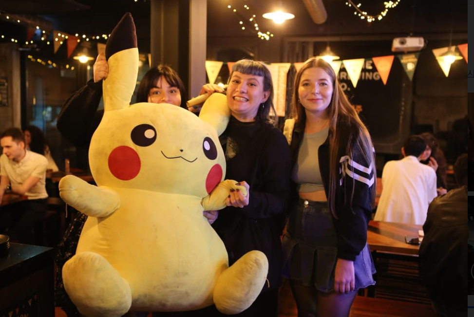 [Seoul] Haebangchon Hipster Street Premium Pub Crawl + Drag Show