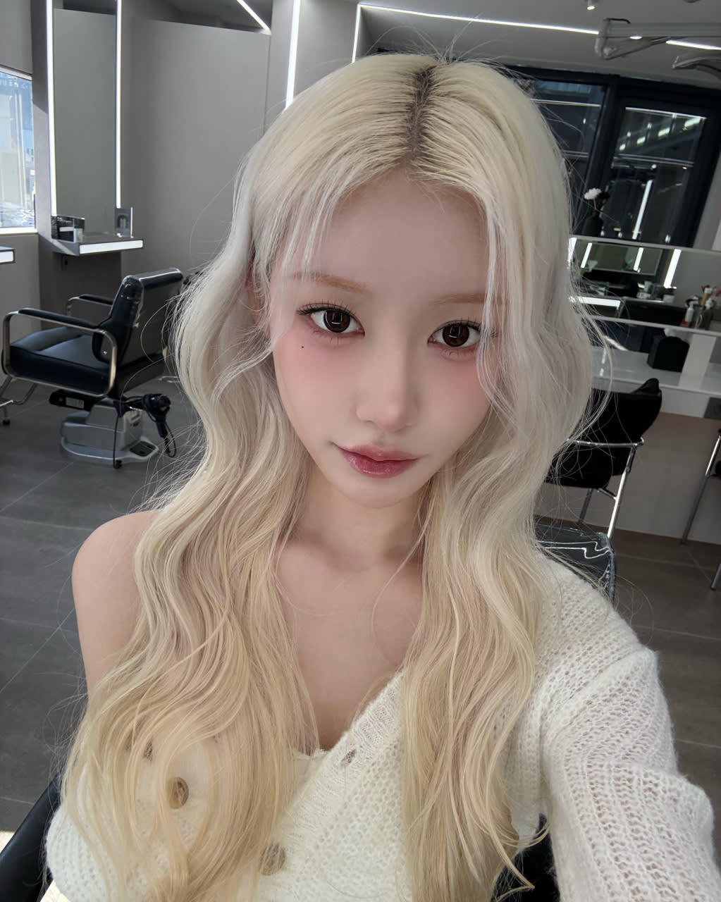 [首尔] 清潭洞顶级高端美发·化妆沙龙 V9