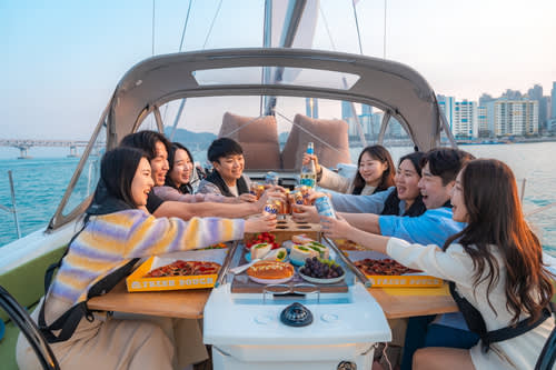 [Busan] Private Music Sailing for Families and Friends