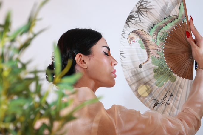 ★HALLYU K-PASS★ [50% OFF] [首尔] 像K-电视剧主人公一样！ 体验室内摄影棚韩服拍照