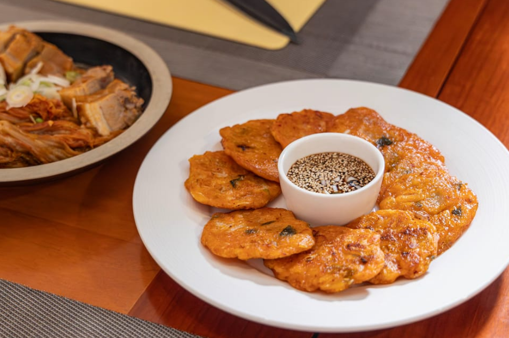 [首尔] 和品酒师一起的红酒搭配辛奇料理烹饪课程