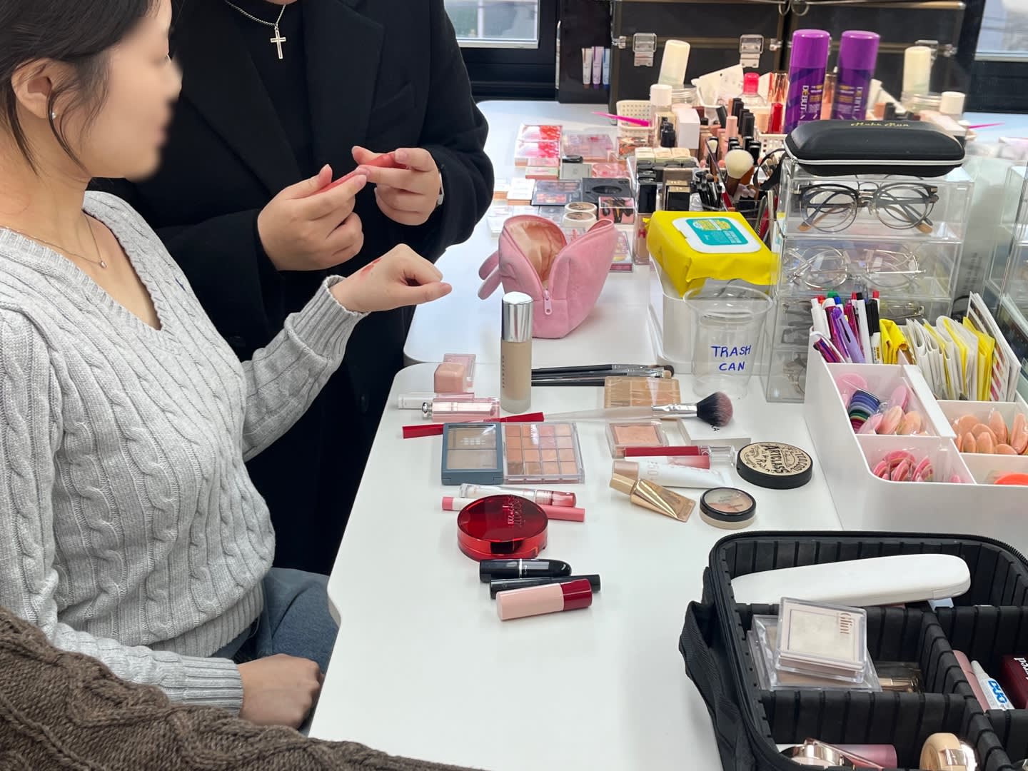 [Hongdae] Personal Color One Day Makeup Class - image Ho