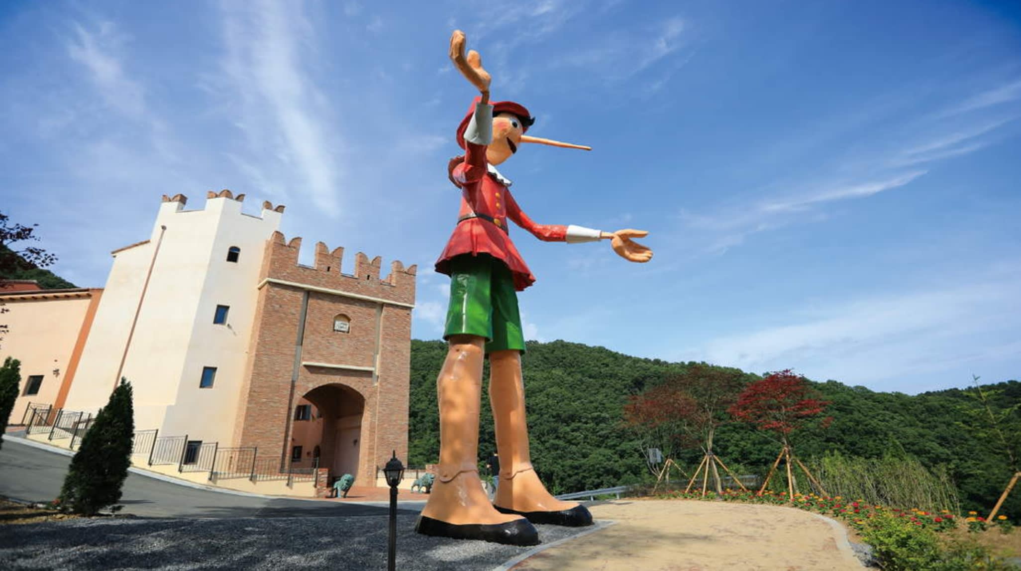 Seoul Car Rental with Driver to Suburb of Seoul 9 Hour
